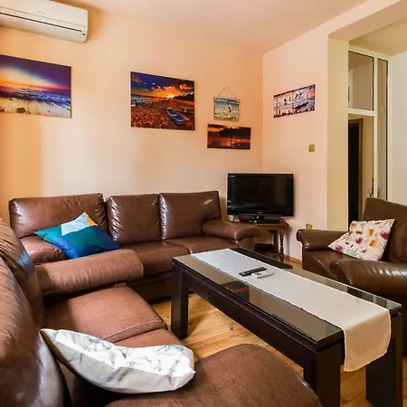 Апартаменты The Rocky House - Central&private 2bdr By Flat Mаnager Пловдив