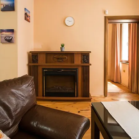 Lägenhet The Rocky House - & Private 2bdr By Flat Mаnager Plovdiv